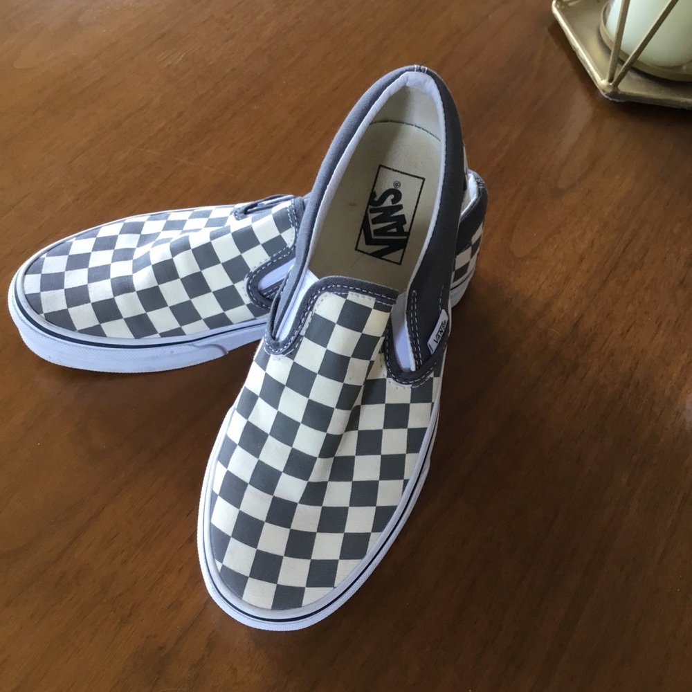 Women’s Grey & White Vans- New